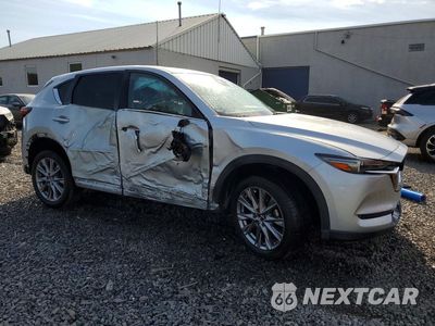 Czwarte zdjęcie samochodu z boku: 2021 MAZDA CX-5 GRAND TOURING VIN:JM3KFADM4M1344755 - miniatura