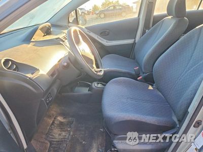 Zdjęcie 7 z 12 samochodu: 2010 TOYOTA YARIS BASE VIN:JTDKT4K3XA5281341 - miniatura