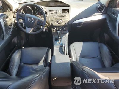 Zdjęcie 8 z 12 samochodu: 2012 MAZDA 3 S VIN:JM1BL1V57C1505994 - miniatura