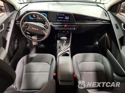 Zdjęcie 8 z 12 samochodu: 2026 KIA NIRO LX VIN:KNDCP3LE1T5324485 - miniatura