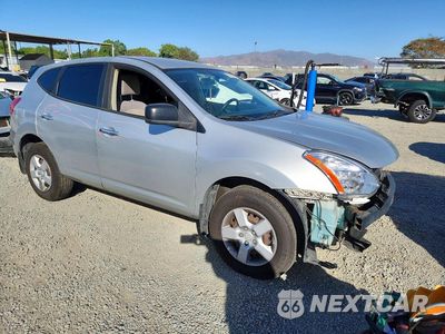 Czwarte zdjęcie samochodu z boku: 2010 NISSAN ROGUE SL VIN:JN8AS5MT8AW506226 - miniatura