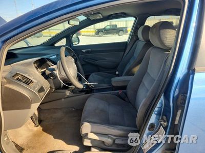 Zdjęcie 7 z 13 samochodu: 2006 HONDA CIVIC LX VIN:1HGFA16576L130219 - miniatura