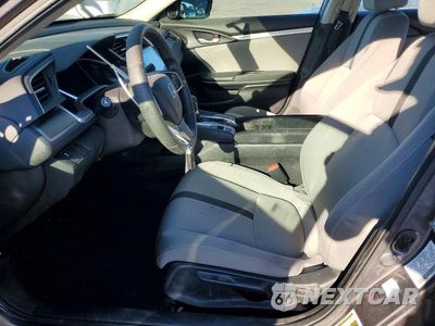Zdjęcie 7 z 13 samochodu: 2018 HONDA CIVIC EX VIN:2HGFC2F79JH517801 - miniatura