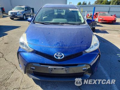 Piąte zdjęcie samochodu w środku: 2017 TOYOTA PRIUS V TWO VIN:JTDZN3EU9HJ067160 - miniatura