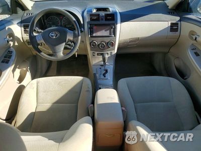 Zdjęcie 8 z 12 samochodu: 2012 TOYOTA COROLLA LE VIN:2T1BU4EE7CC827674 - miniatura