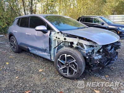 Czwarte zdjęcie samochodu z boku: 2026 CHEVROLET EQUINOX LT VIN:3GN7DMRP3TS147377 - miniatura