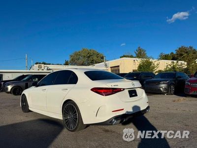 Trzecie zdjęcie samochodu z tyłu: 2022 MERCEDES-BENZ C 300 VIN:W1KAF4GB4NR060549 - miniatura