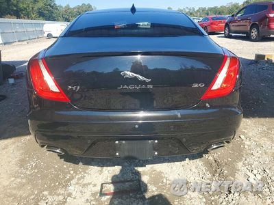 Zdjęcie 6 z 12 samochodu: 2018 JAGUAR XJ R - SPORT VIN:SAJWA1C74J8W14091 - miniatura