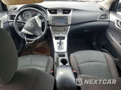 Zdjęcie 8 z 12 samochodu: 2014 NISSAN SENTRA SR VIN:3N1AB7AP9EL609877 - miniatura