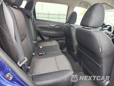 Zdjęcie 11 z 13 samochodu: 2018 NISSAN ROGUE SV VIN:5N1AT2MV7JC827325 - miniatura