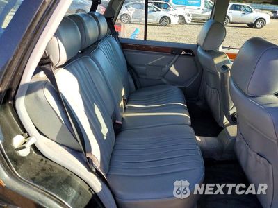 Zdjęcie 10 z 12 samochodu: 1995 MERCEDES-BENZ E 320 VIN:WDBEA92E8SF305759 - miniatura