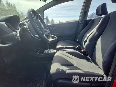 Zdjęcie 7 z 12 samochodu: 2013 HONDA FIT VIN:JHMGE8H31DC024971 - miniatura
