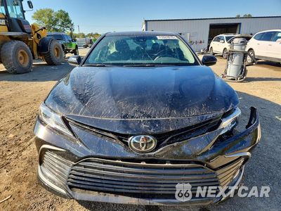 Piąte zdjęcie samochodu w środku: 2024 TOYOTA CAMRY LE VIN:4T1C11AK4RU867192 - miniatura