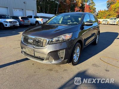 2019 KIA SORENTO LX 5XYPGDA32KG447730 - główne zdjęcie licytacji z USA - miniatura