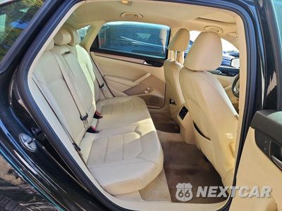 Zdjęcie 10 z 12 samochodu: 2014 VOLKSWAGEN PASSAT SE VIN:1VWBT7A34EC108013 - miniatura