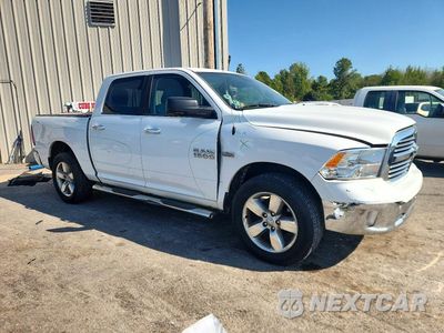 Czwarte zdjęcie samochodu z boku: 2017 RAM 1500 SLT VIN:1C6RR7LT3HS834847 - miniatura