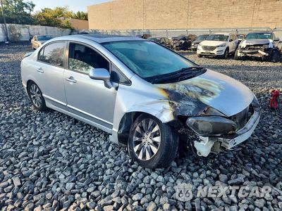 Czwarte zdjęcie samochodu z boku: 2010 HONDA CIVIC EXL VIN:2HGFA1F99AH308771 - miniatura