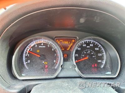 Zdjęcie 9 z 12 samochodu: 2014 NISSAN VERSA NOTE SV VIN:3N1CE2CP2EL417118 - miniatura