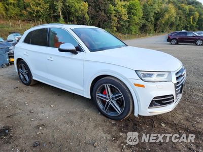 Czwarte zdjęcie samochodu z boku: 2019 AUDI SQ5 VIN:WA1C4AFY4K2040457 - miniatura