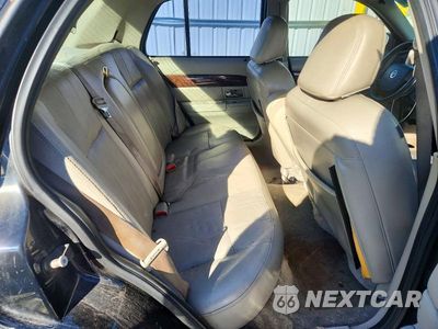 Zdjęcie 10 z 12 samochodu: 2010 MERCURY GRAND MARQUIS LS VIN:2MEBM7FV6AX621737 - miniatura