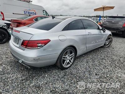 Trzecie zdjęcie samochodu z tyłu: 2014 MERCEDES-BENZ E 350 VIN:WDDKJ5KB1EF235504 - miniatura