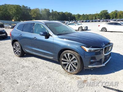 Czwarte zdjęcie samochodu z boku: 2023 VOLVO XC60 ULTIMATE VIN:YV4L12DA1P1378936 - miniatura