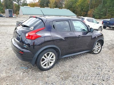 Trzecie zdjęcie samochodu z tyłu: 2014 NISSAN JUKE SV VIN:JN8AF5MV6ET484174 - miniatura