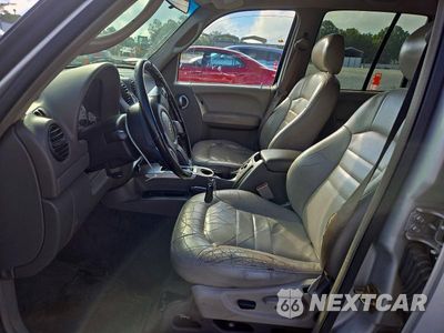 Zdjęcie 7 z 13 samochodu: 2002 JEEP LIBERTY LIMITED VIN:1J4GK58KX2W232711 - miniatura