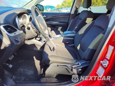 Zdjęcie 7 z 13 samochodu: 2019 DODGE JOURNEY SE VIN:3C4PDCBB4KT863361 - miniatura