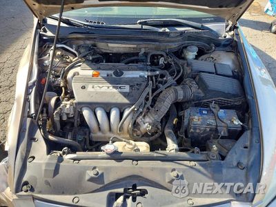 Zdjęcie 11 z 12 samochodu: 2005 HONDA ACCORD EX VIN:1HGCM56815A085638 - miniatura