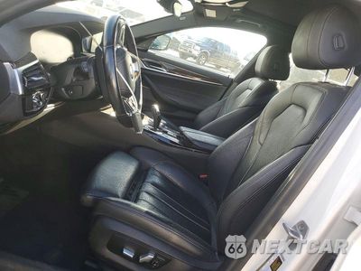Zdjęcie 7 z 12 samochodu: 2020 BMW 530E VIN:WBAJA9C07LCD33171 - miniatura