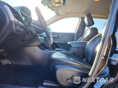 Zdjęcie 7 z 13 samochodu: 2017 JEEP CHEROKEE LATITUDE VIN:1C4PJLCB4HW549476 - miniatura