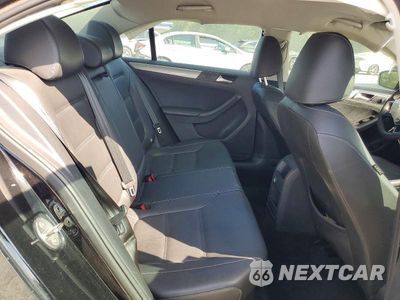 Zdjęcie 10 z 12 samochodu: 2018 VOLKSWAGEN JETTA SE VIN:3VWDB7AJ2JM215693 - miniatura