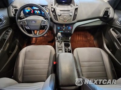 Zdjęcie 8 z 14 samochodu: 2017 FORD ESCAPE S VIN:1FMCU0F73HUB52750 - miniatura