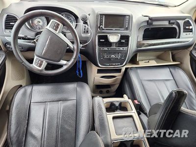 Zdjęcie 8 z 13 samochodu: 2013 CHRYSLER TOWN & COUNTRY TOURING VIN:2C4RC1BG1DR690853 - miniatura