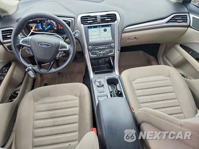 Zdjęcie 8 z 12 samochodu: 2017 FORD FUSION SE VIN:3FA6P0H75HR391896 - miniatura