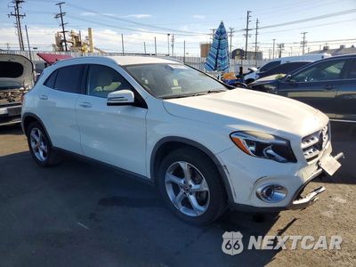 Czwarte zdjęcie samochodu z boku: 2018 MERCEDES-BENZ GLA 250 VIN:WDCTG4EB9JJ403202 - miniatura