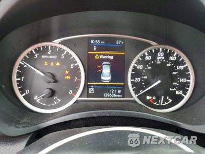 Zdjęcie 9 z 12 samochodu: 2019 NISSAN SENTRA SV VIN:3N1AB7AP0KY300135 - miniatura