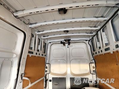 Zdjęcie 10 z 13 samochodu: 2018 NISSAN NV 2500 HD SV VIN:1N6BF0LY8JN811121 - miniatura