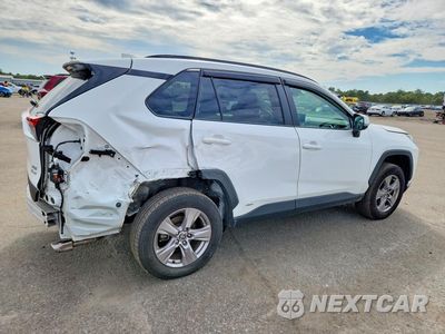 Trzecie zdjęcie samochodu z tyłu: 2025 TOYOTA RAV4 HYBRID XLE VIN:4T3RWRFV2SU170761 - miniatura