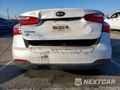 Zdjęcie 6 z 12 samochodu: 2015 KIA FORTE LX VIN:KNAFX4A64F5421518 - miniatura