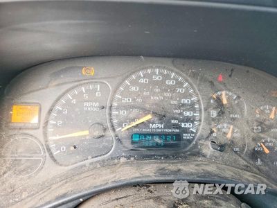 Zdjęcie 9 z 12 samochodu: 2002 CHEVROLET SILVERADO C1500 VIN:1GCEC19T02E239778 - miniatura