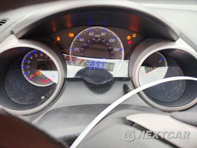 Zdjęcie 9 z 12 samochodu: 2013 HONDA FIT VIN:JHMGE8H31DC067478 - miniatura