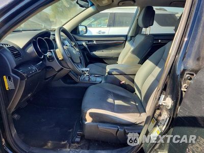 Zdjęcie 7 z 12 samochodu: 2013 KIA SORENTO LX VIN:5XYKT3A6XDG381747 - miniatura