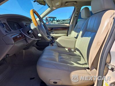 Zdjęcie 7 z 12 samochodu: 2006 MERCURY GRAND MARQUIS LS VIN:2MHHM75W86X604419 - miniatura