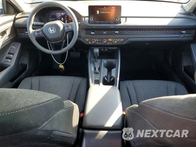 Zdjęcie 8 z 12 samochodu: 2024 HONDA ACCORD EX VIN:1HGCY1F3XRA070482 - miniatura
