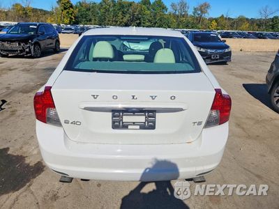 Zdjęcie 6 z 12 samochodu: 2011 VOLVO S40 T5 VIN:YV1672MSXB2536873 - miniatura