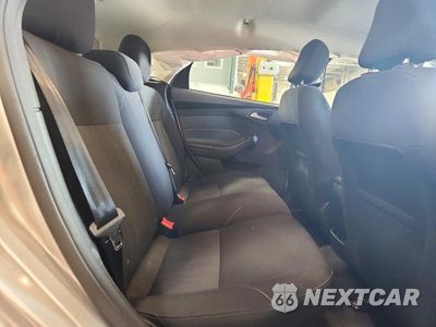 Zdjęcie 10 z 12 samochodu: 2017 FORD FOCUS SE VIN:1FADP3K28HL239311 - miniatura
