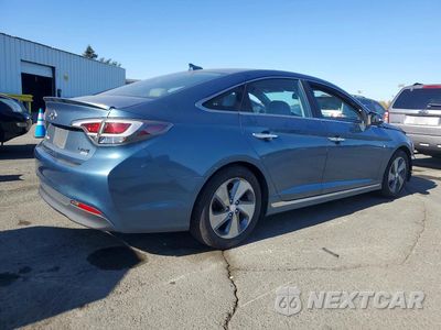 Trzecie zdjęcie samochodu z tyłu: 2016 HYUNDAI SONATA HYBRID LIMITED VIN:KMHE34L17GA020111 - miniatura