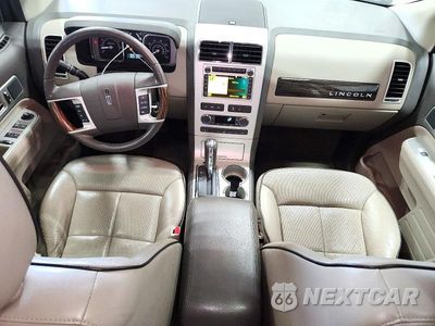 Zdjęcie 8 z 14 samochodu: 2010 LINCOLN MKX VIN:2LMDJ6JC0ABJ26143 - miniatura
